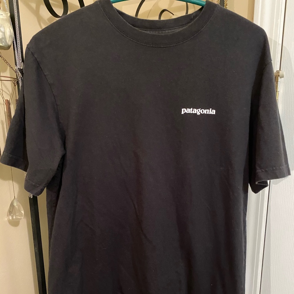 Men’s Black Patagonia T-shirt size XS